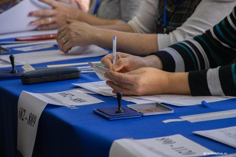 A PSD csupán a parlamenti választások lezárulta után határoz arról, hogy melyik államfőjelöltet fogja támogatni a második körben.