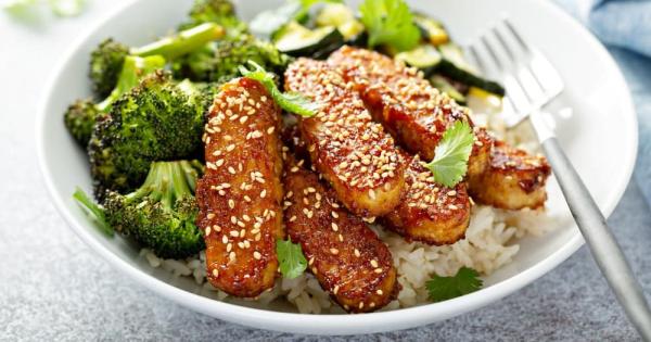 Mi is az a tempeh? - Teljes útmutató és ízletes recept kezdőknek

A tempeh egy különleges és tápláló növényi alapú fehérjeforrás, amely különösen népszerű a vegetáriánusok és vegánok körében. E cikk célja, hogy részletesen bemutassa ezt az egzotikus hozzá