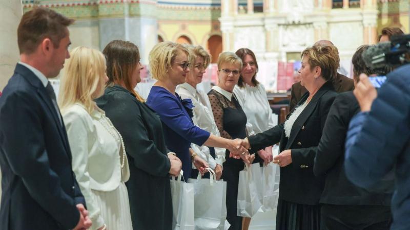 Három szegedi iskola kiemelkedő teljesítménye révén a dobogós helyezések egyikét elnyerte a Klebelsberg emlékversenyen - nézd meg a galériát!