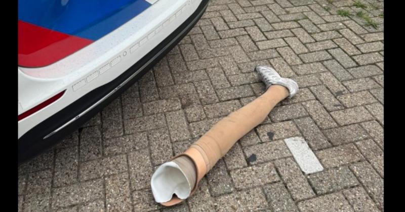 A tolvaj olyan sebességgel próbált megszökni, hogy a menekülés közben a lábát is ottfelejtette a helyszínen.