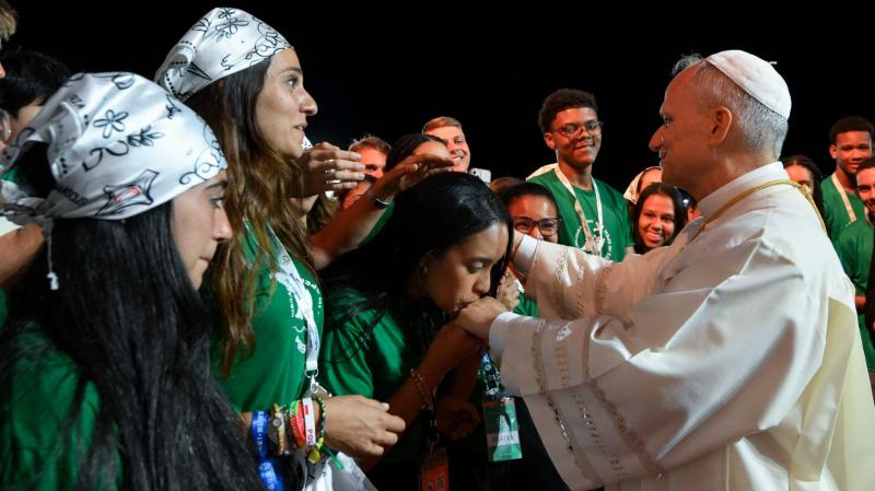 XIV. Leó pápa arra ösztönözte a fiatalokat, hogy hozzanak létre egy emberségesebb és együttérzőbb világot.