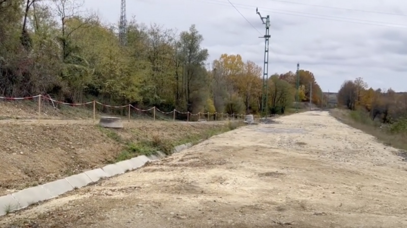 Hadházy: A városban már 11 hónapja lezárva tartó karbantartási munkálatok miatt nem halad előre a tevékenység.